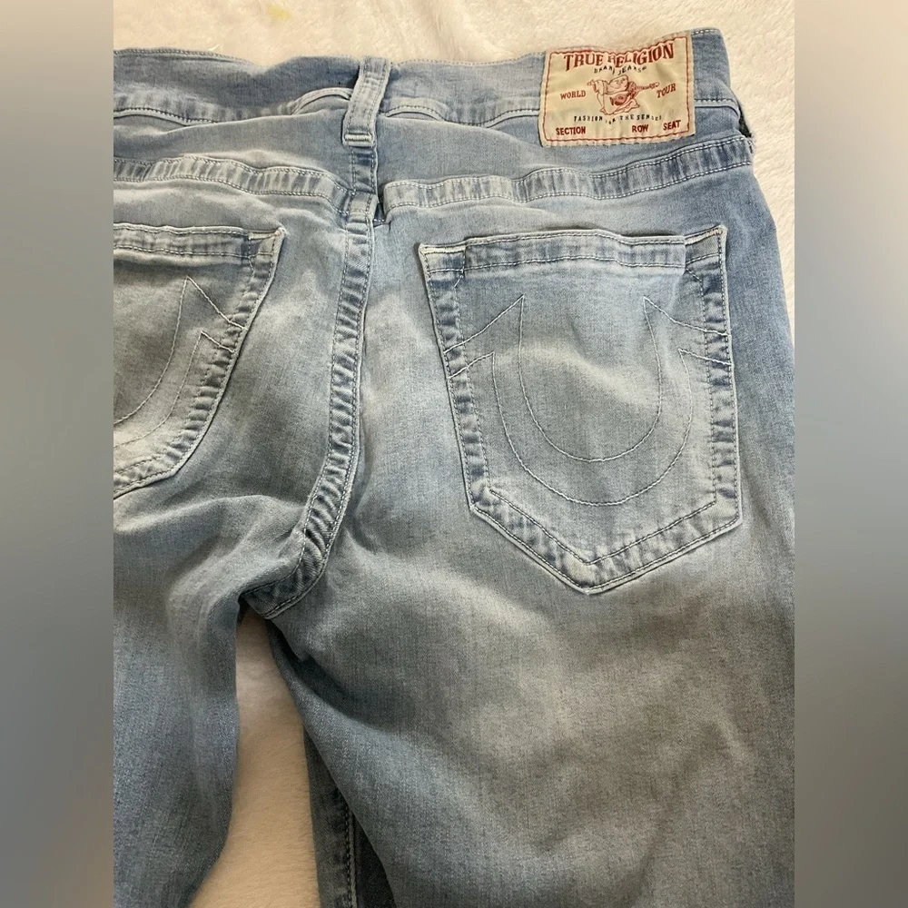 Men's Light Blue Jeans